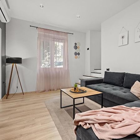 Apartment Rose Pula Dış mekan fotoğraf